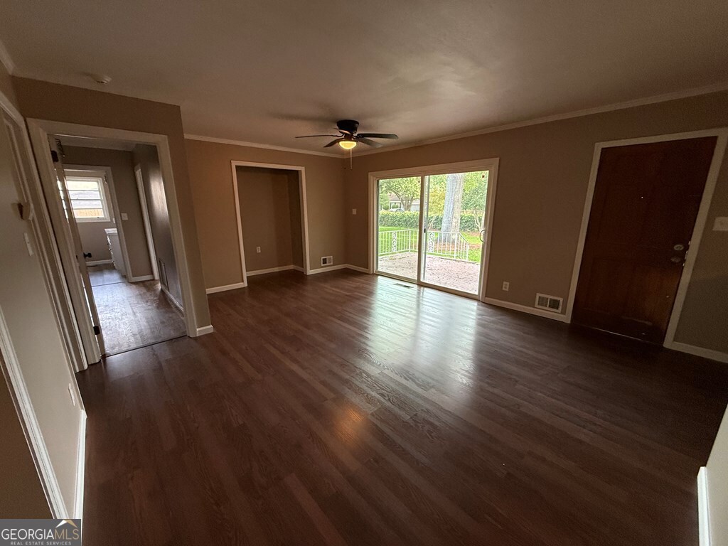 412 Roberson Street Property Photo 30