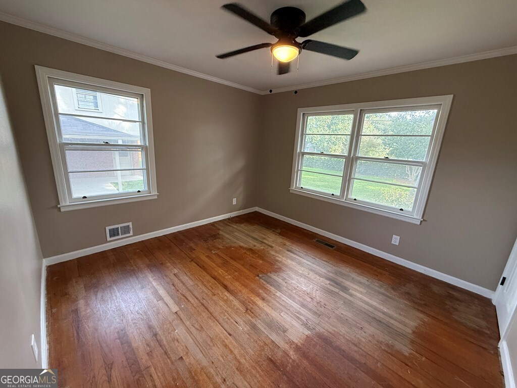 412 Roberson Street Property Photo 38