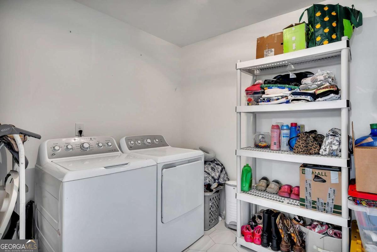 2328 Carnes Road Property Photo 16