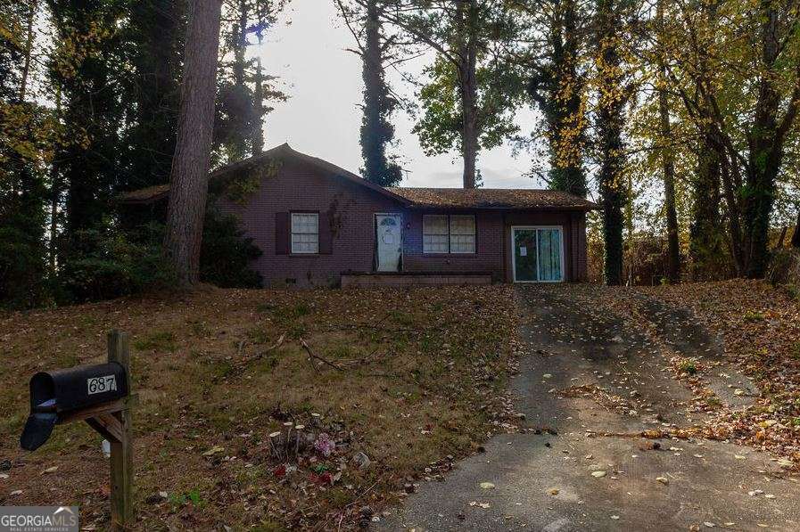 687 Utoy Court Property Photo 1