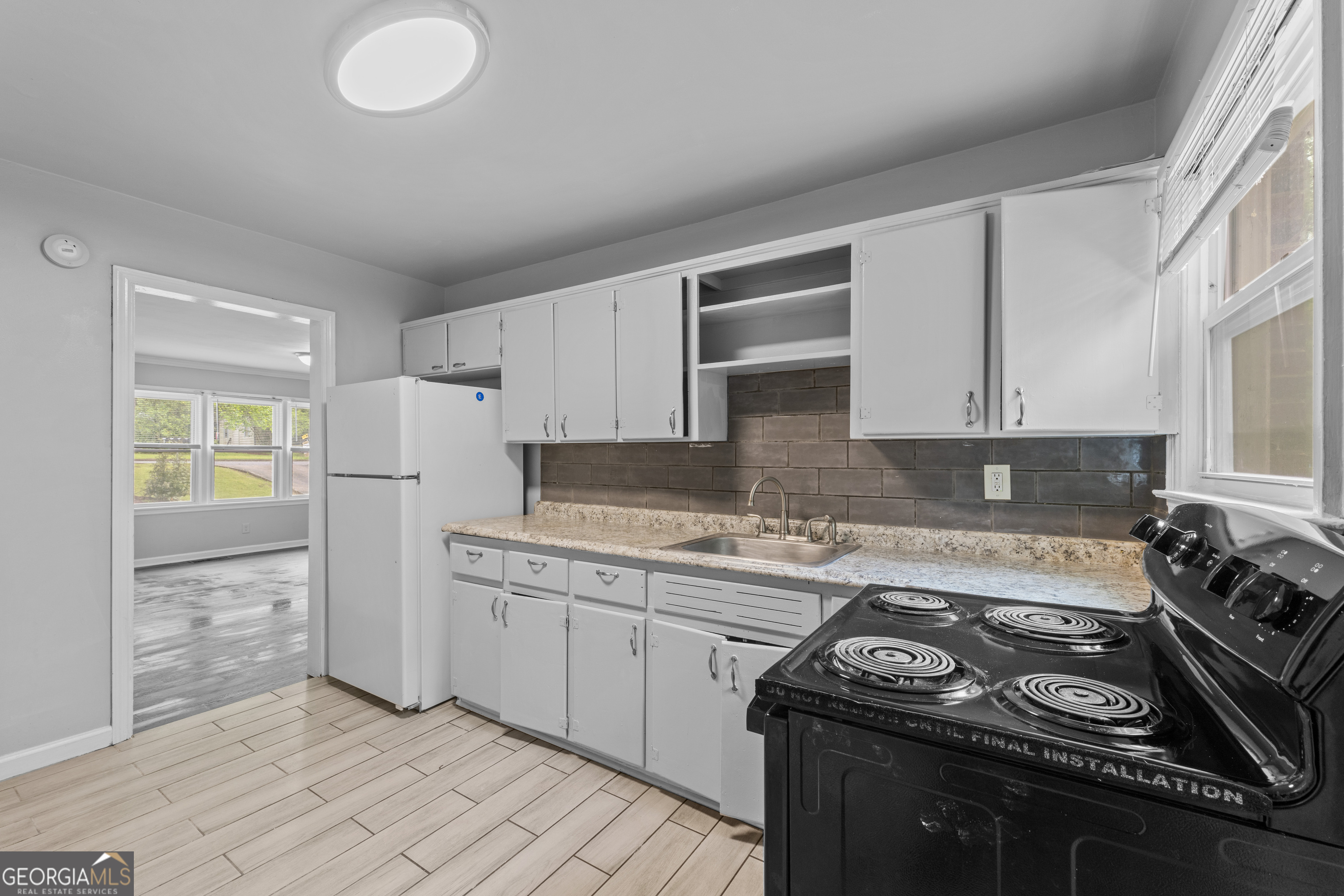 147 Burnside Street Property Photo 4