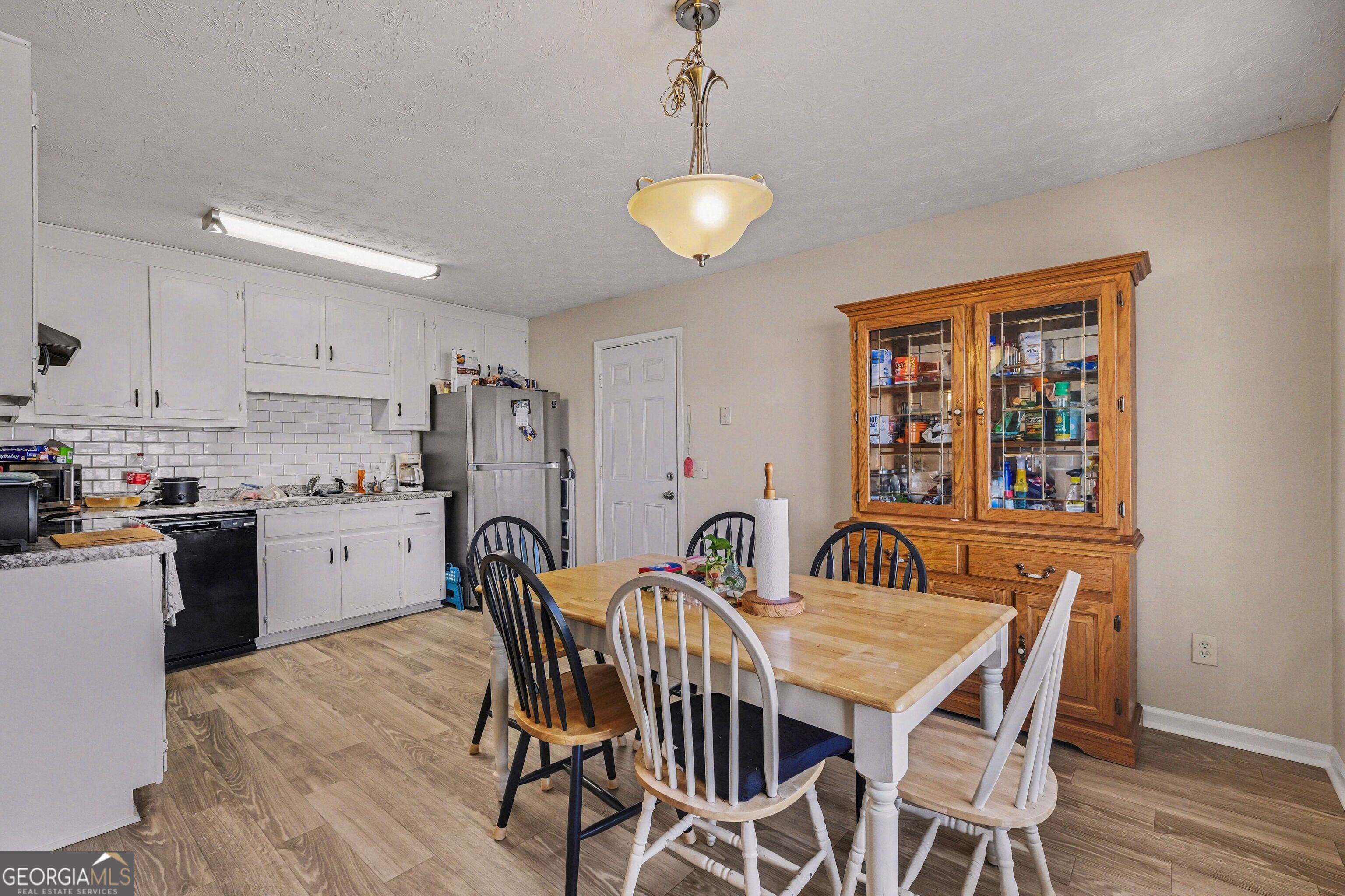 280 Courtyard Circle Property Photo 6