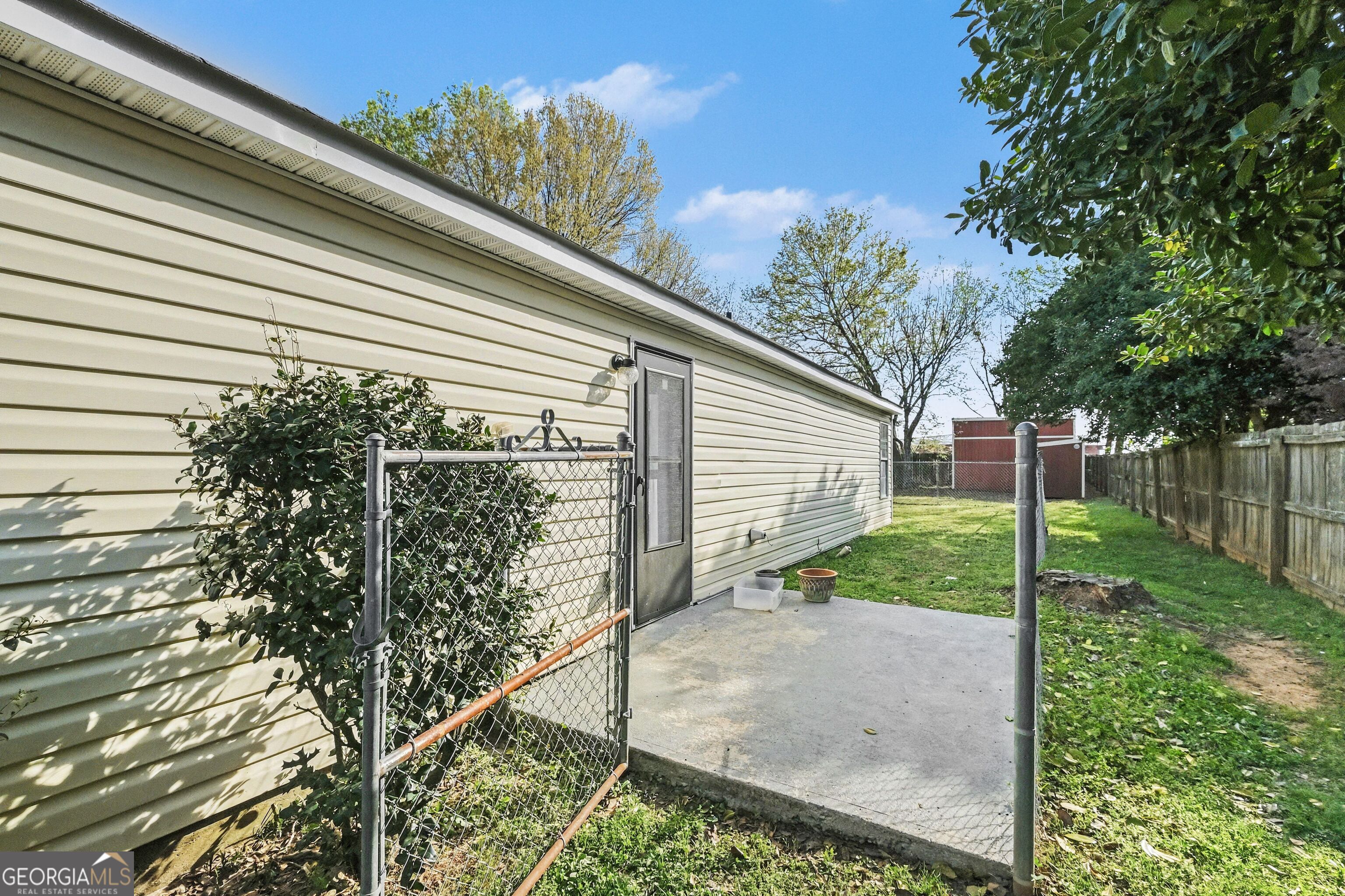 280 Courtyard Circle Property Photo 20