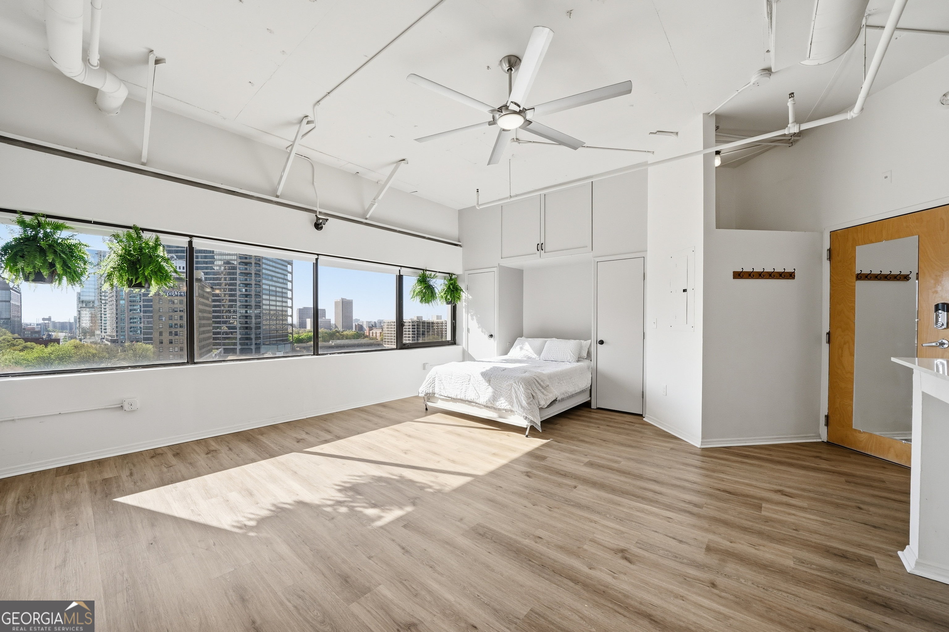 120 Ralph Mcgill Boulevard Ne # 903 Property Photo 1
