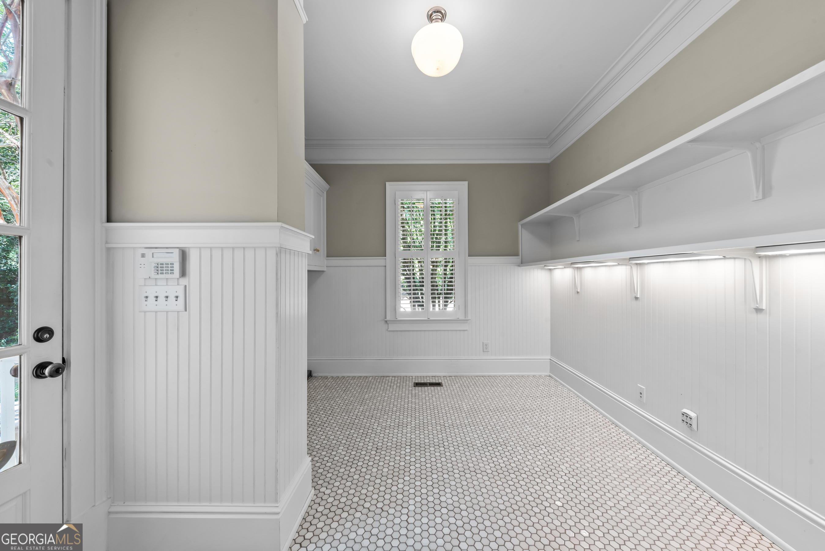 763 Hunter Street Property Photo 28