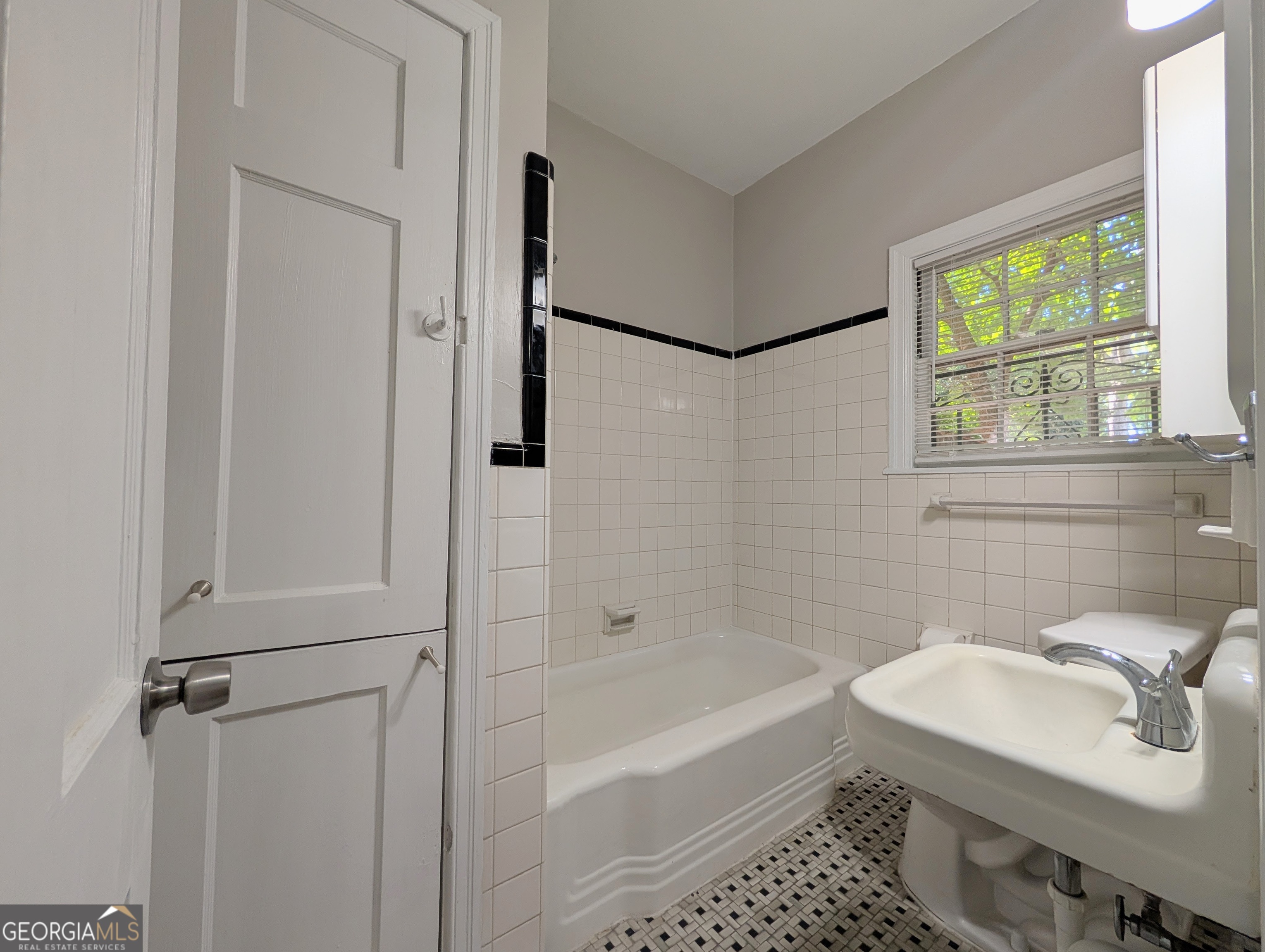 3548 E Main Street # 2 Property Photo 11