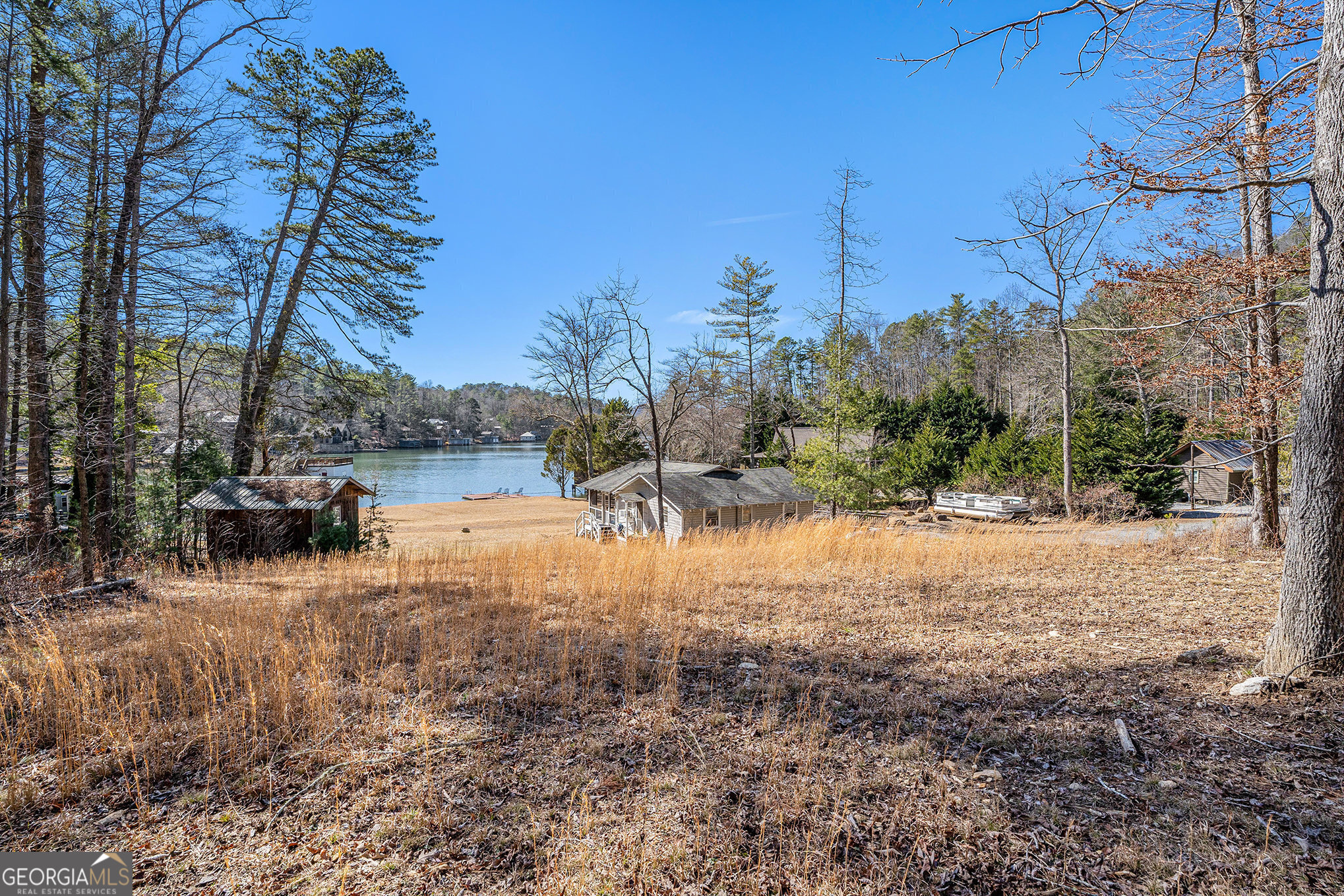 5622 Murray Cove Road Property Photo 2