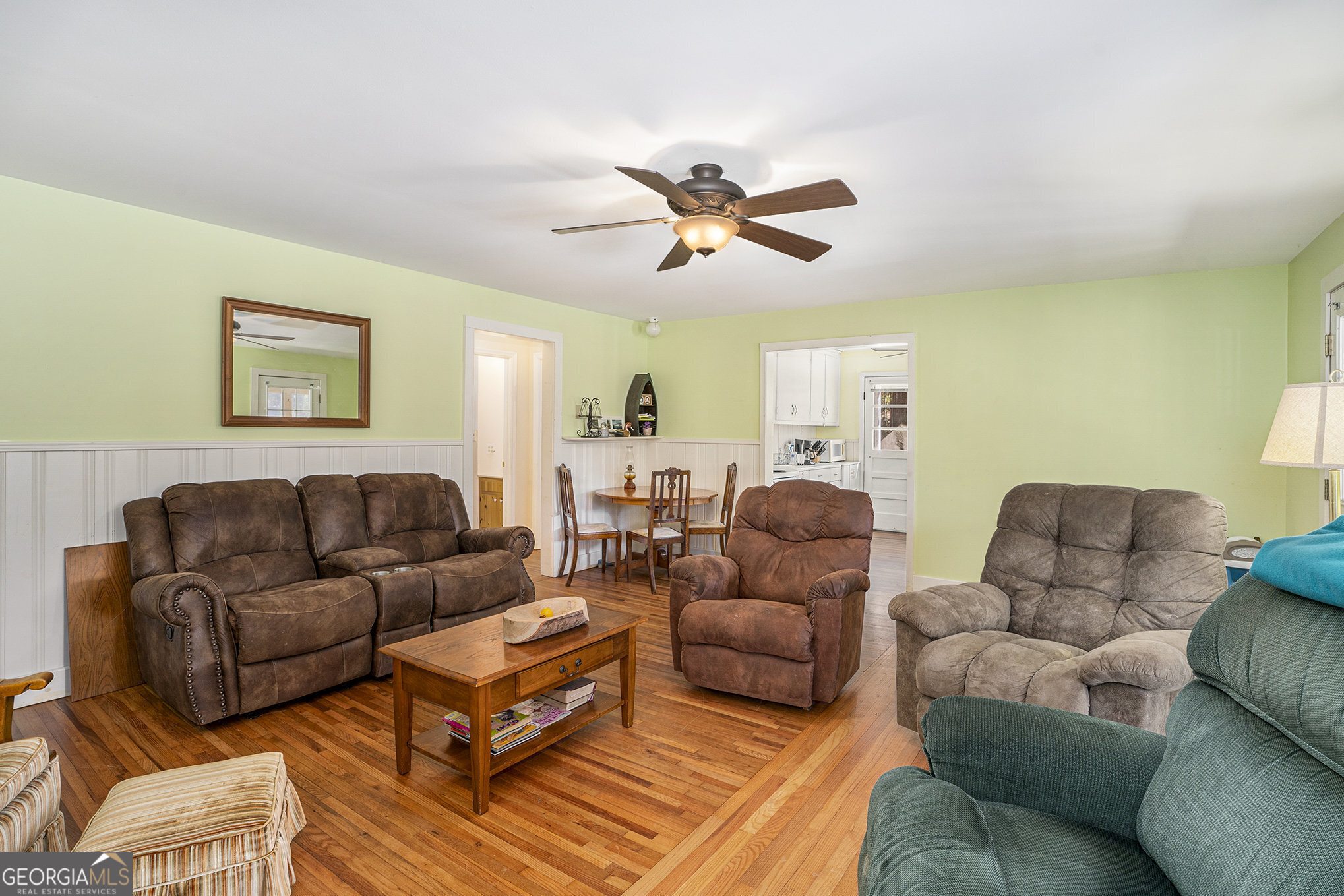 5622 Murray Cove Road Property Photo 6