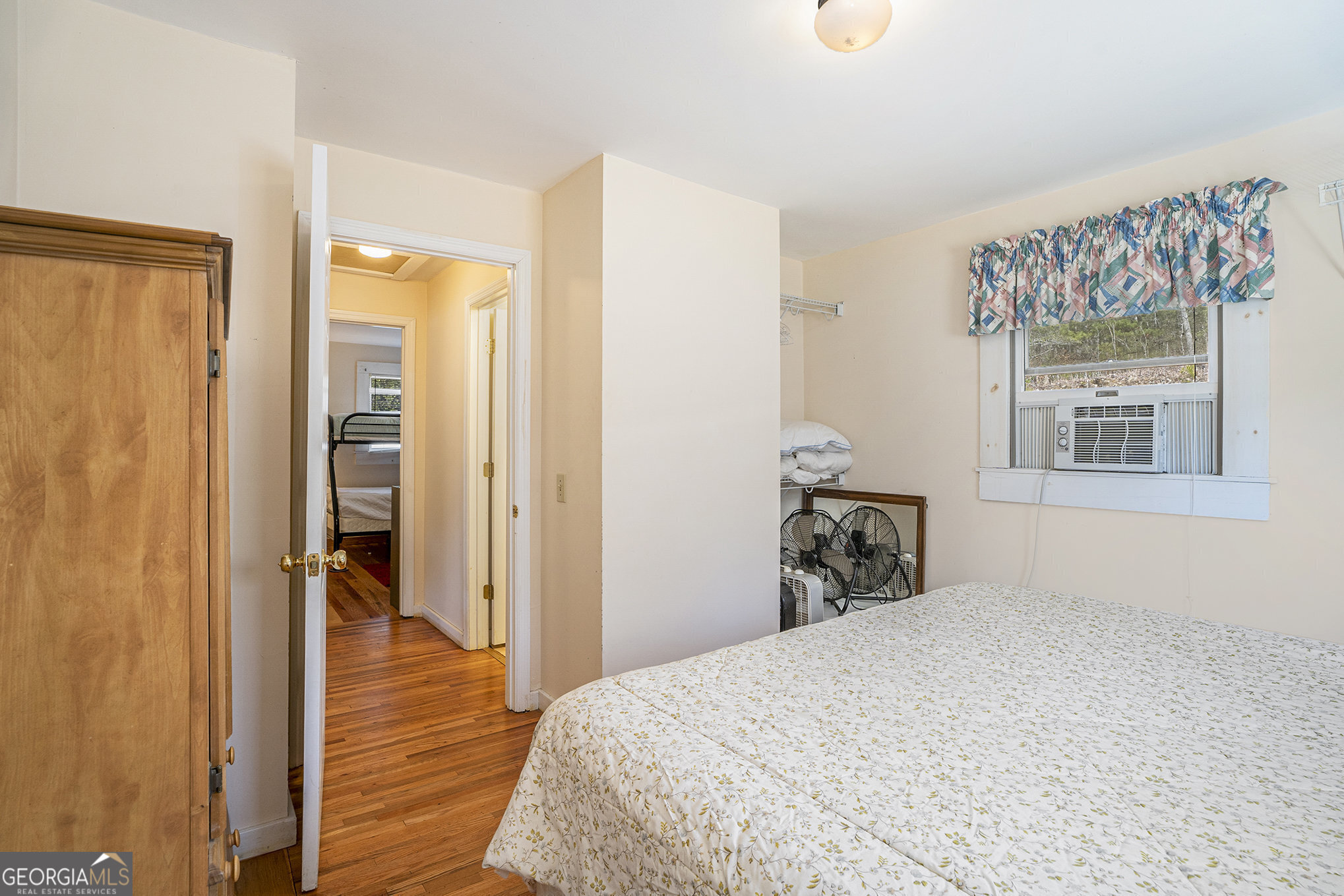 5622 Murray Cove Road Property Photo 16