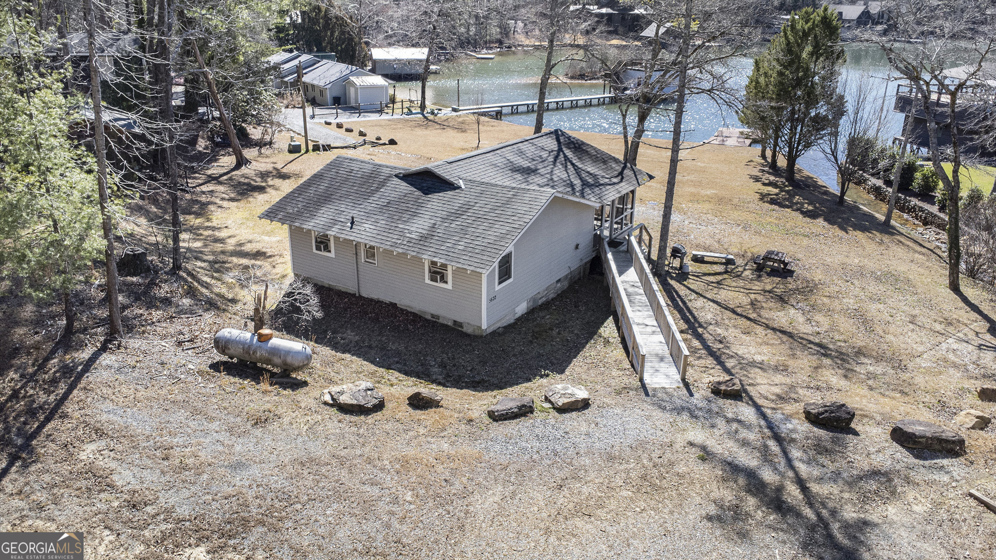 5622 Murray Cove Road Property Photo 34