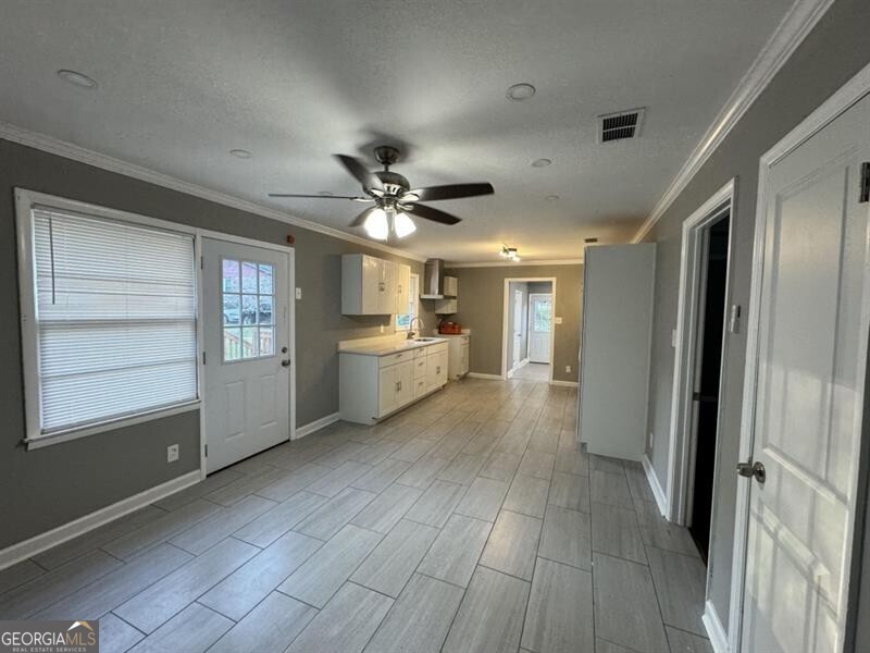 2628 Elks Club Road Property Photo 4