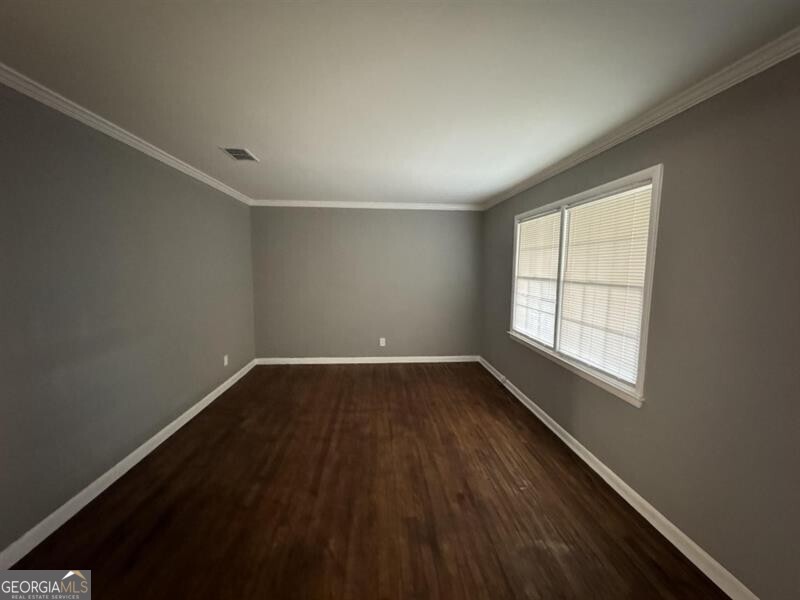 2628 Elks Club Road Property Photo 8