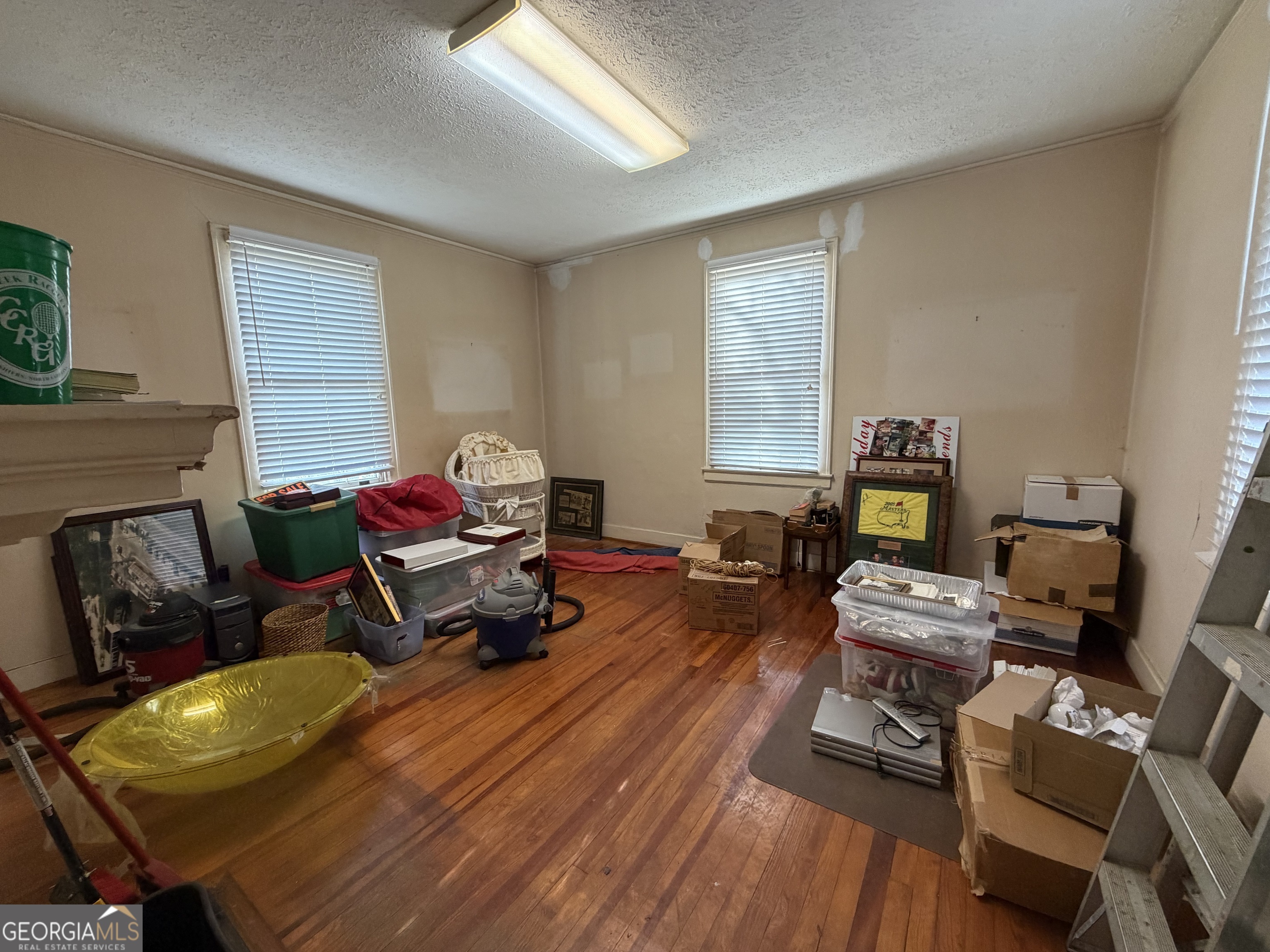 208 Durden Street Property Photo 13