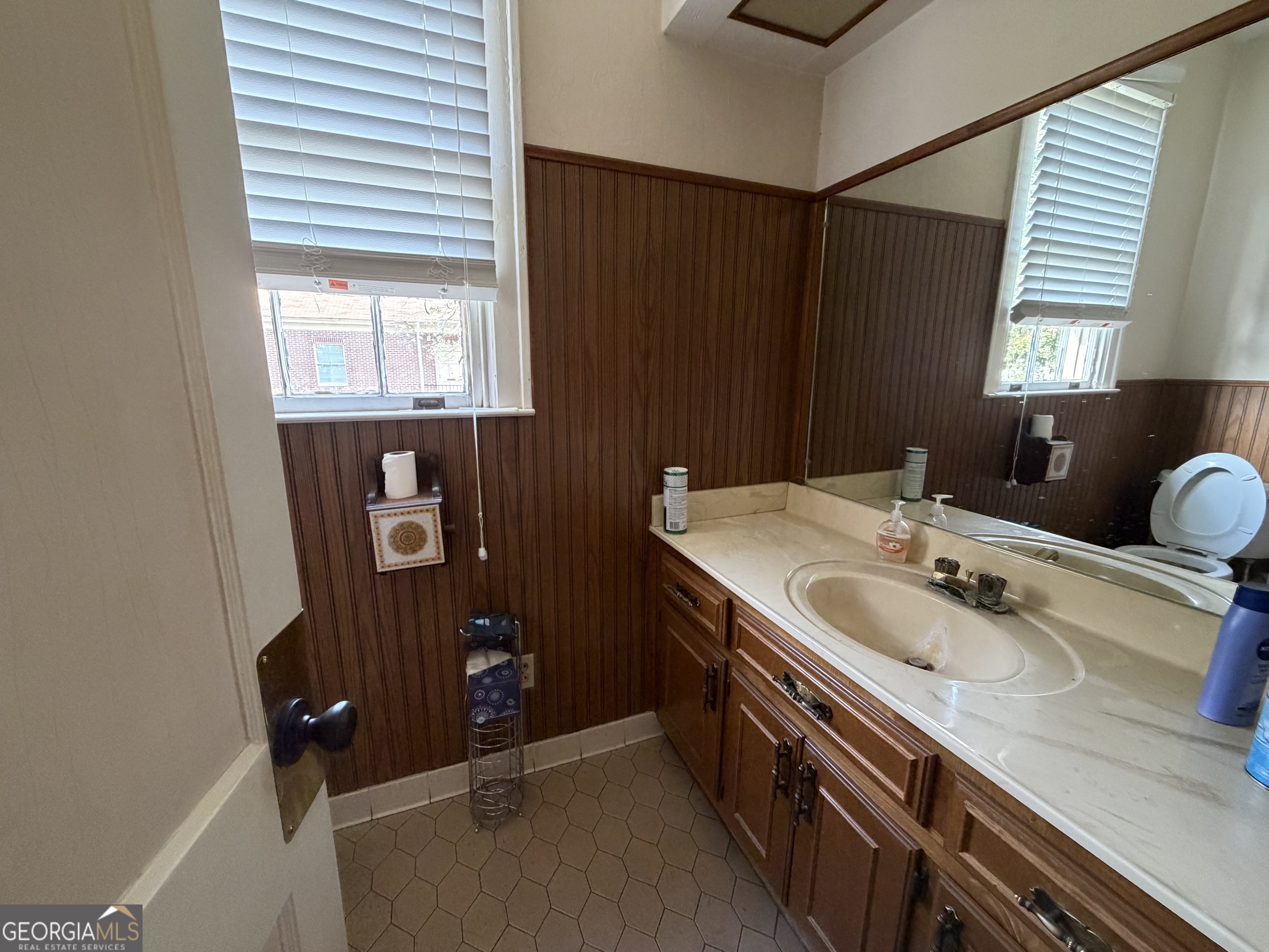 208 Durden Street Property Photo 17
