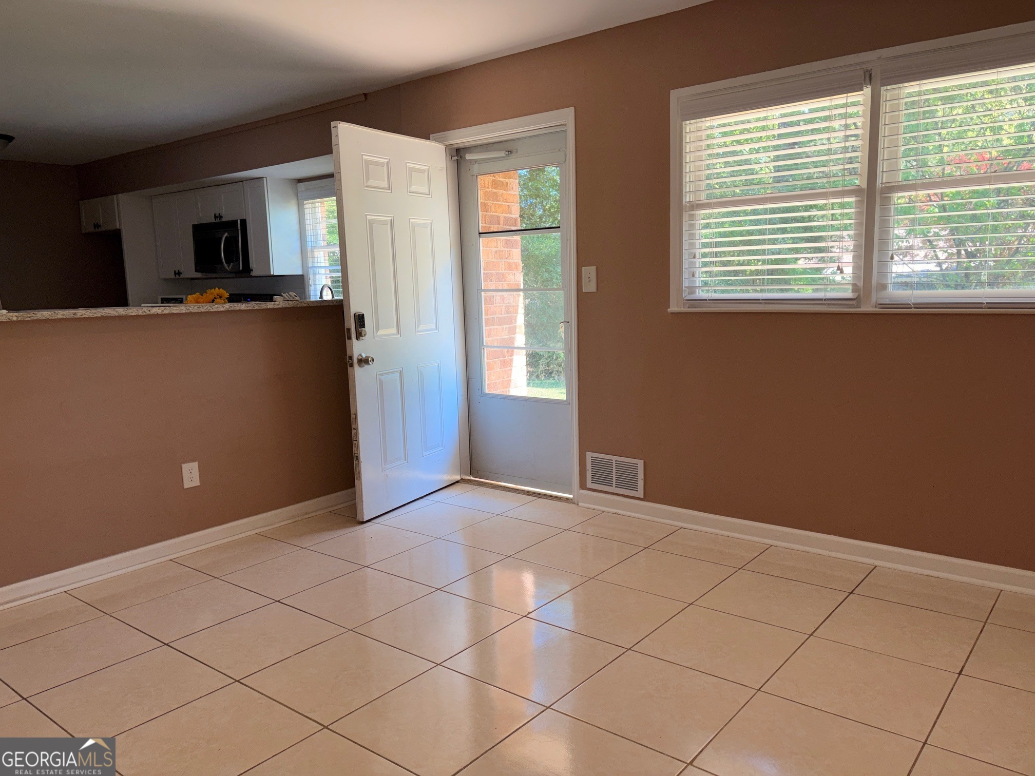 6062 Arden Court Property Photo 3