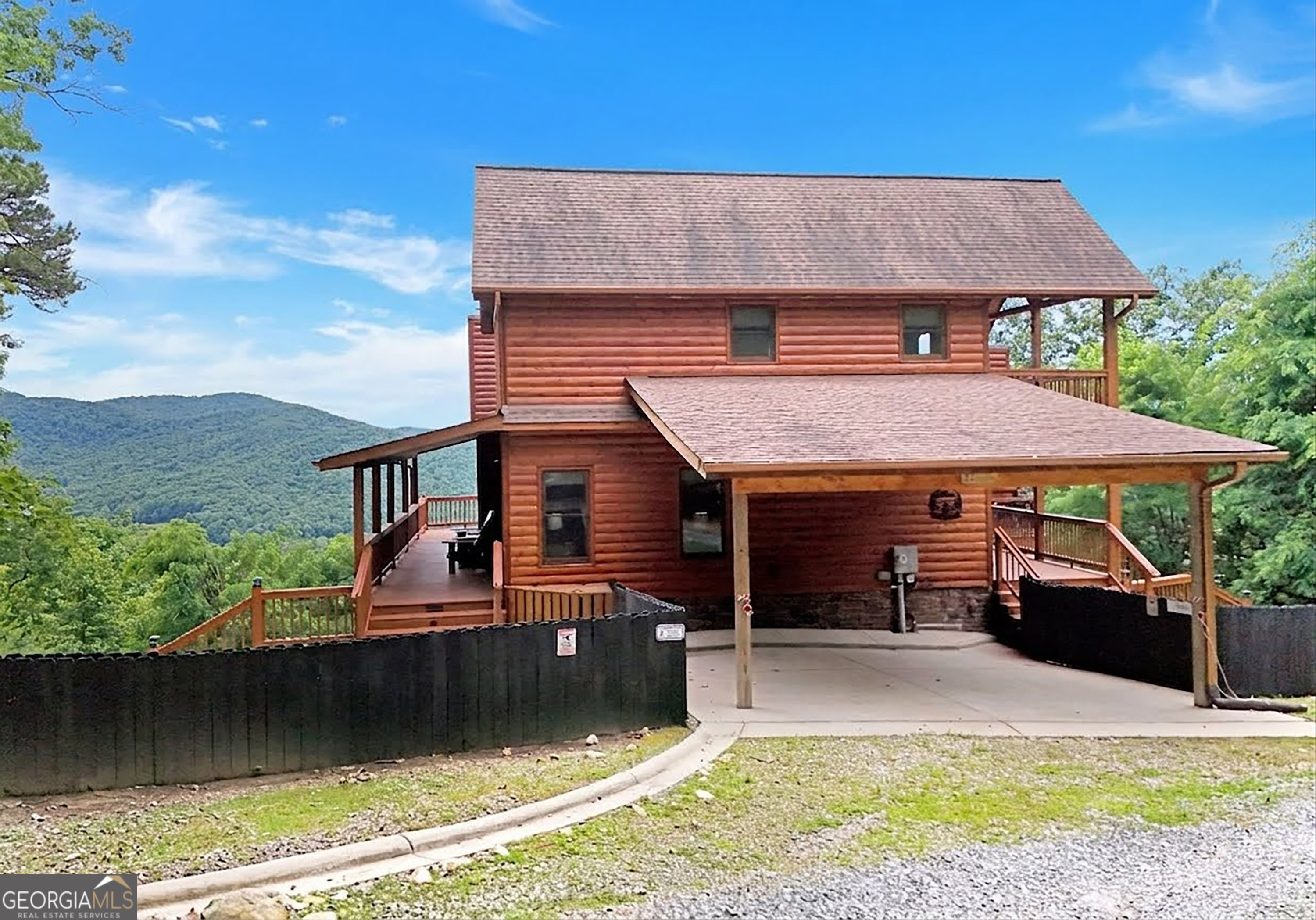 33 Stanley Ridge Drive Property Photo 5