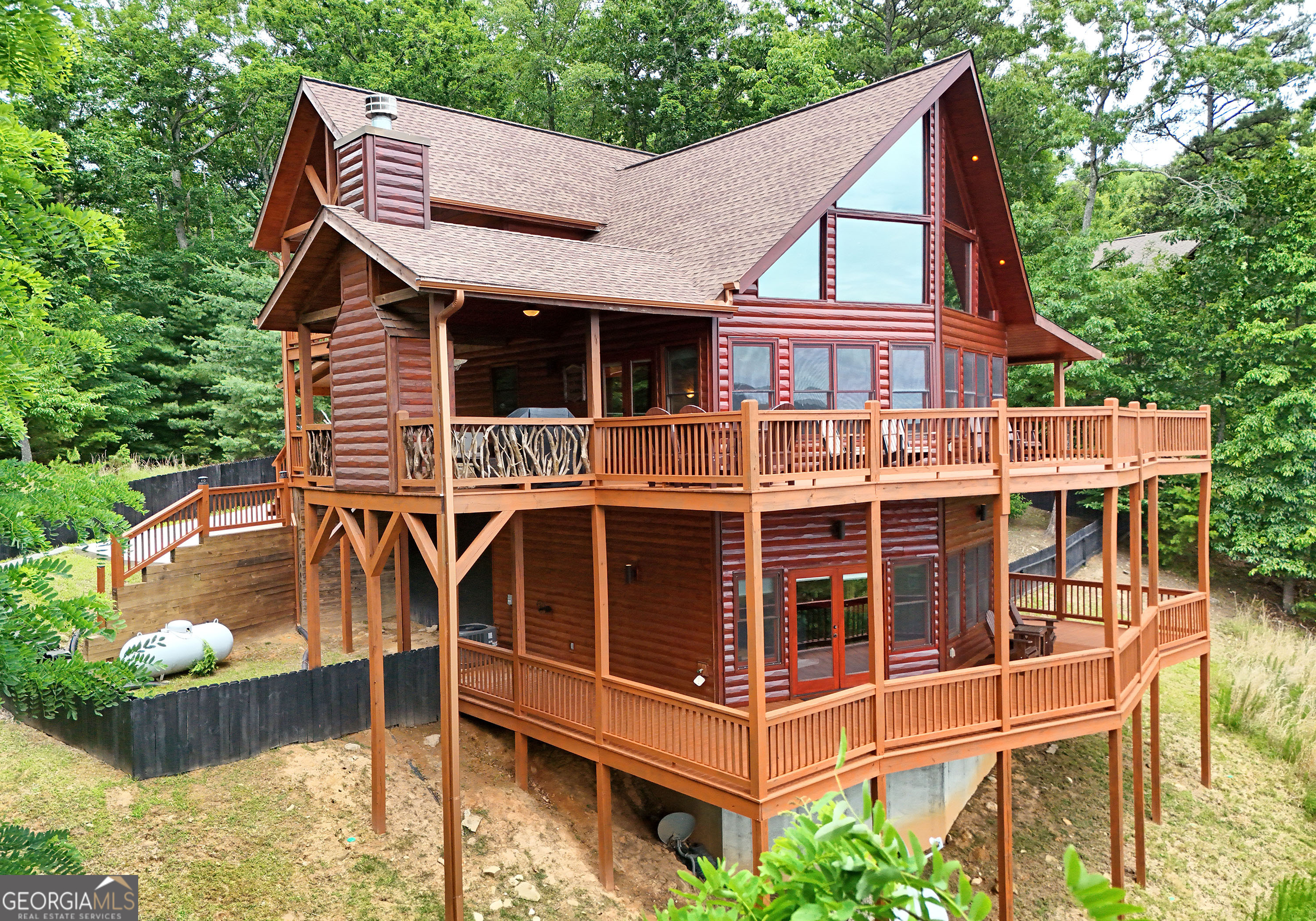 33 Stanley Ridge Drive Property Photo 8