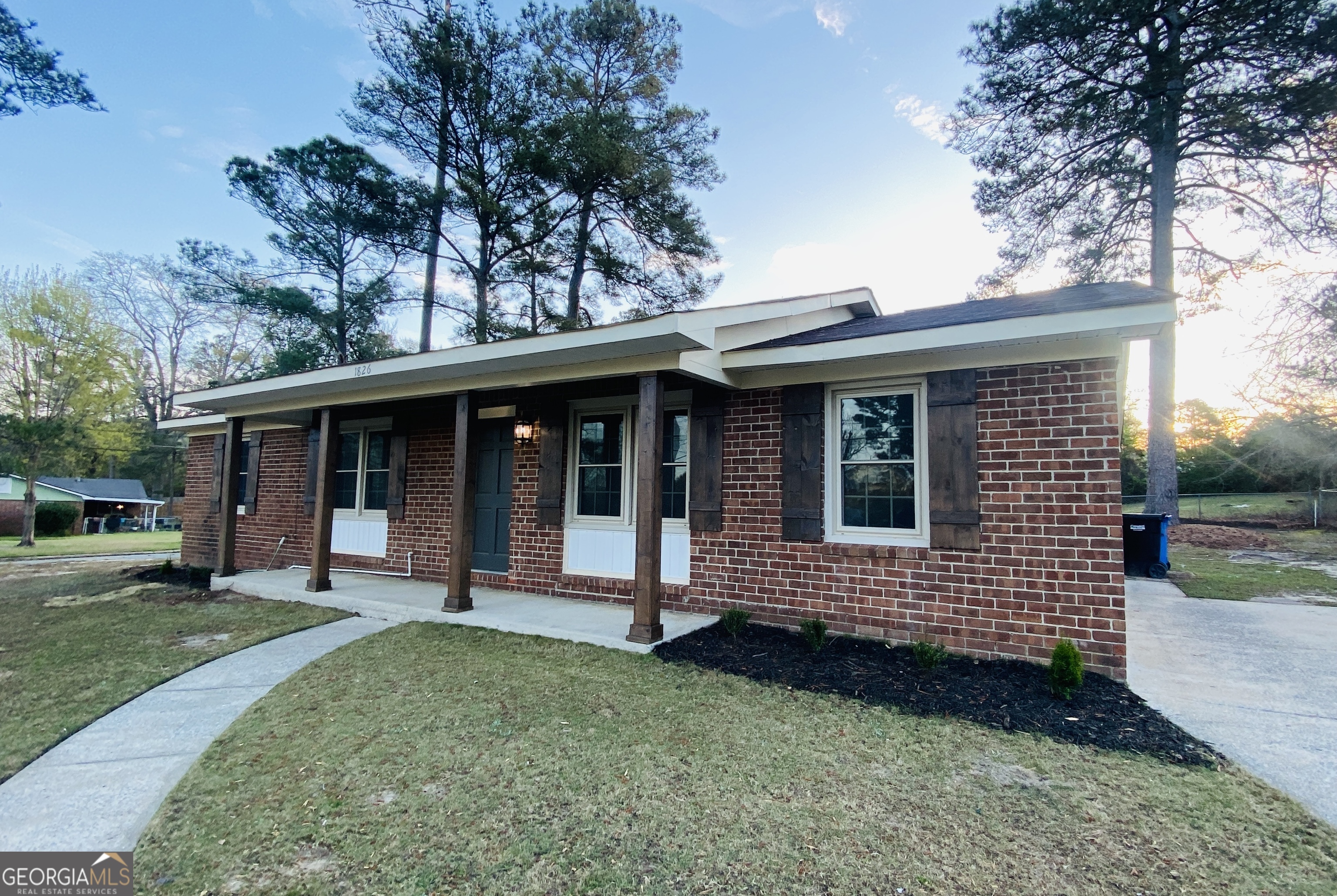 1826 Woodhollow Drive Property Photo 1