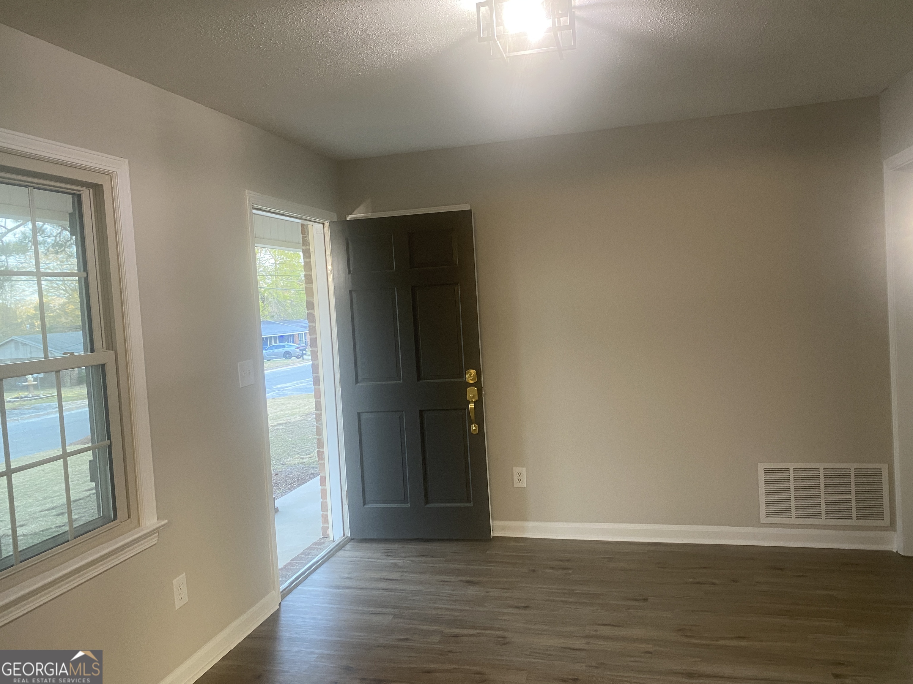 1826 Woodhollow Drive Property Photo 16