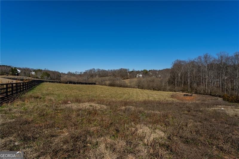 5170 Howard Road Property Photo 16
