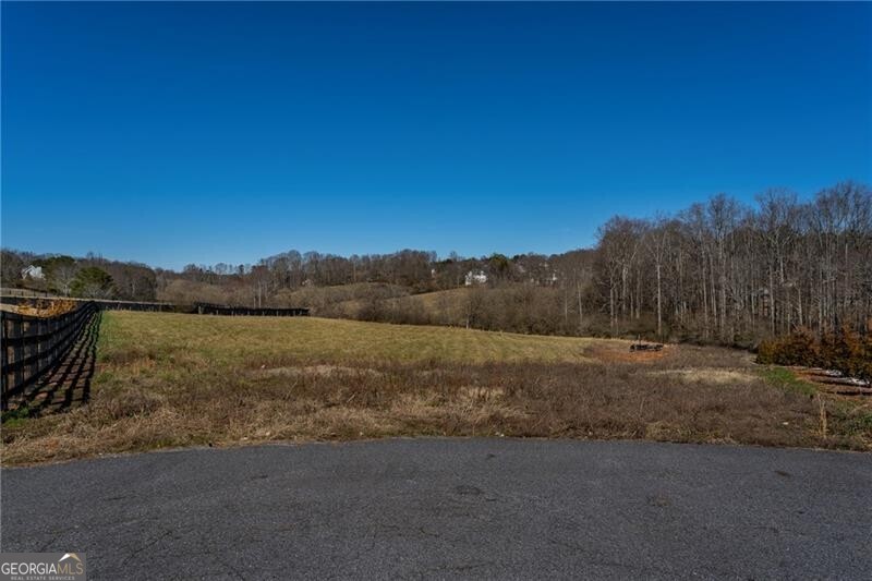 5170 Howard Road Property Photo 18