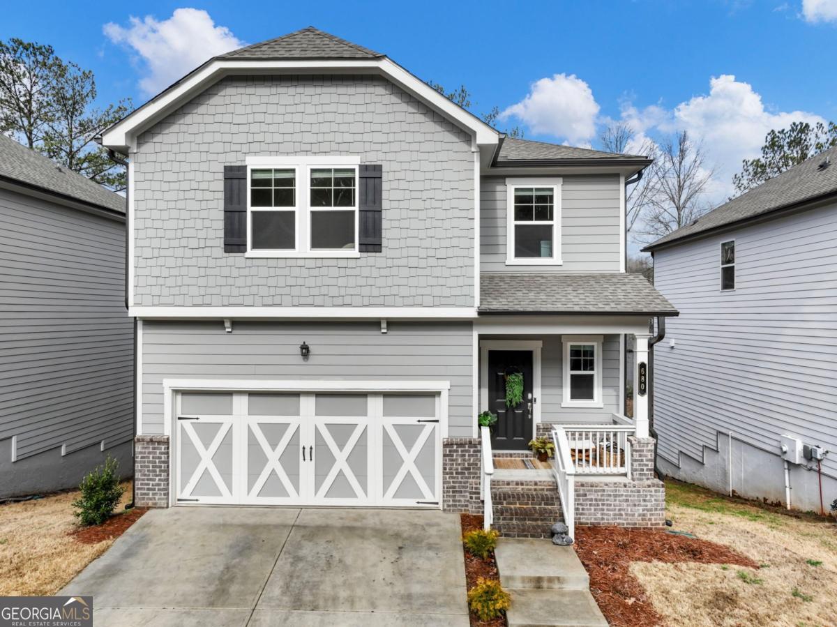680 Groover Street Property Photo 1
