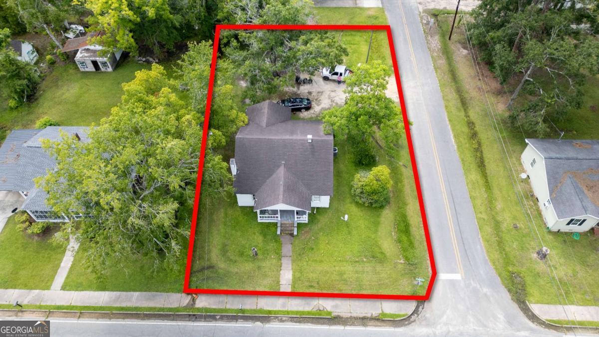 207 Thomas Sreet Property Photo 4