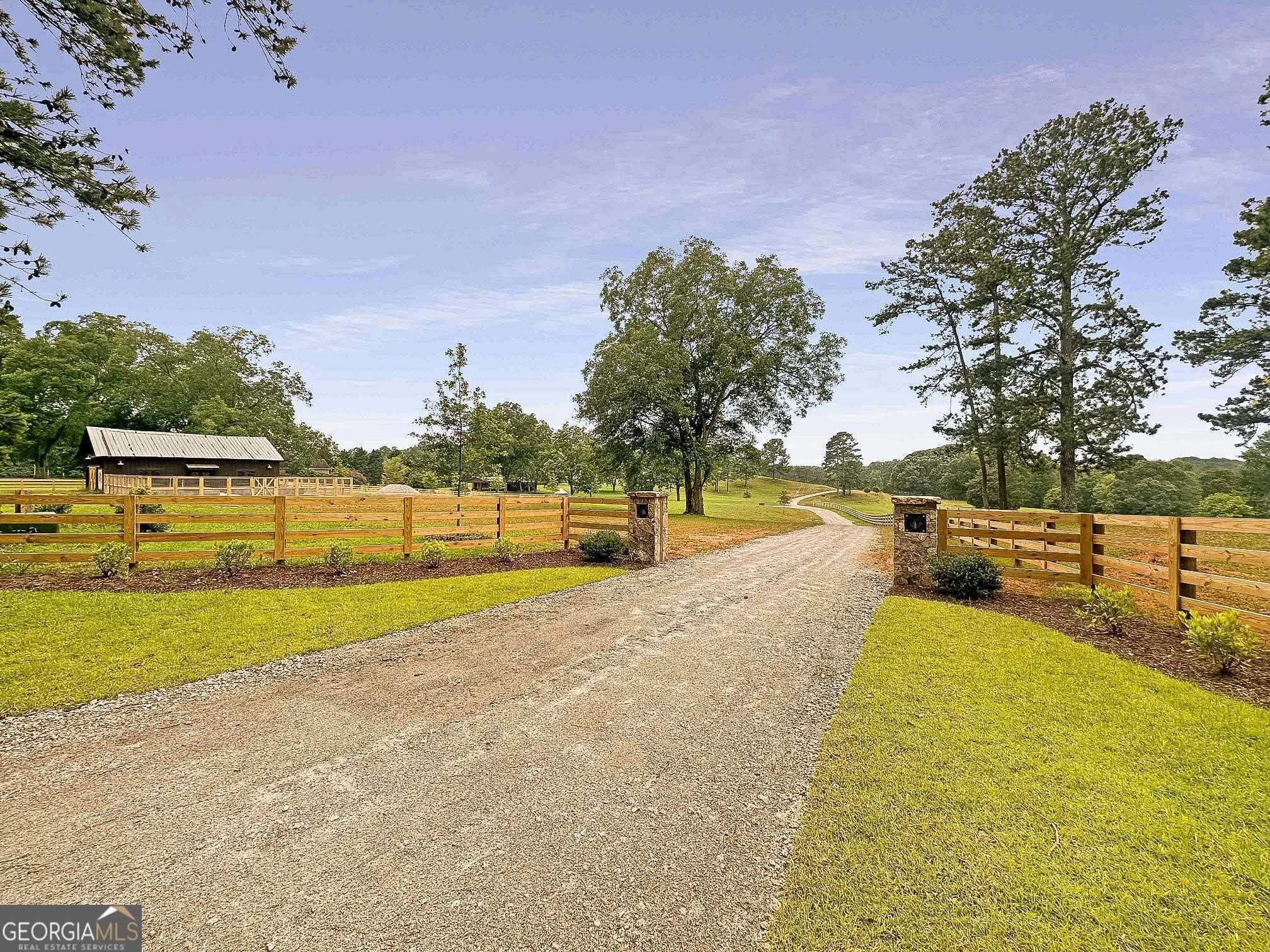 15 Farmstead Lane # 1 Property Photo 4