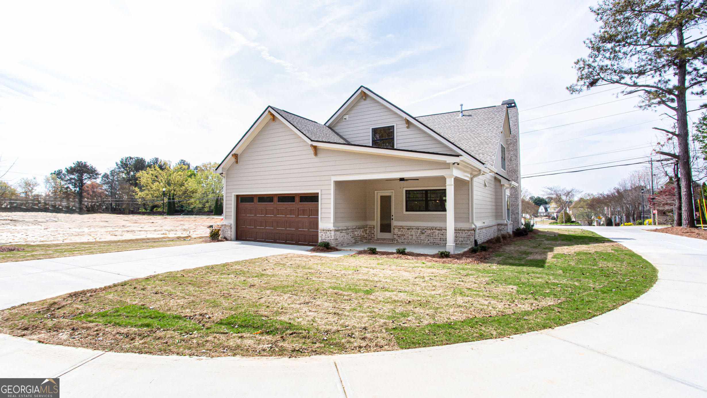 2044 Bennett Road Property Photo 8