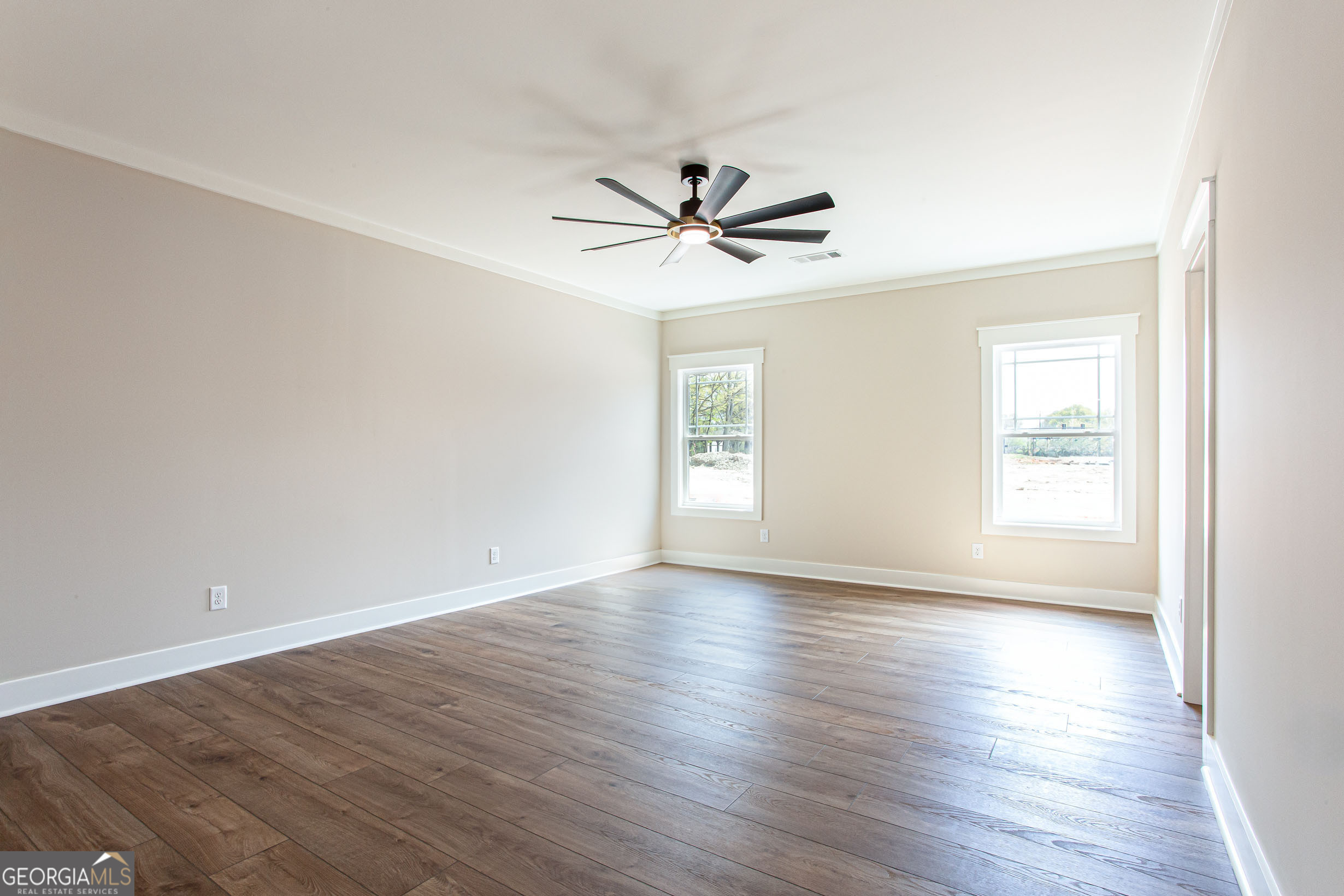 2044 Bennett Road Property Photo 24