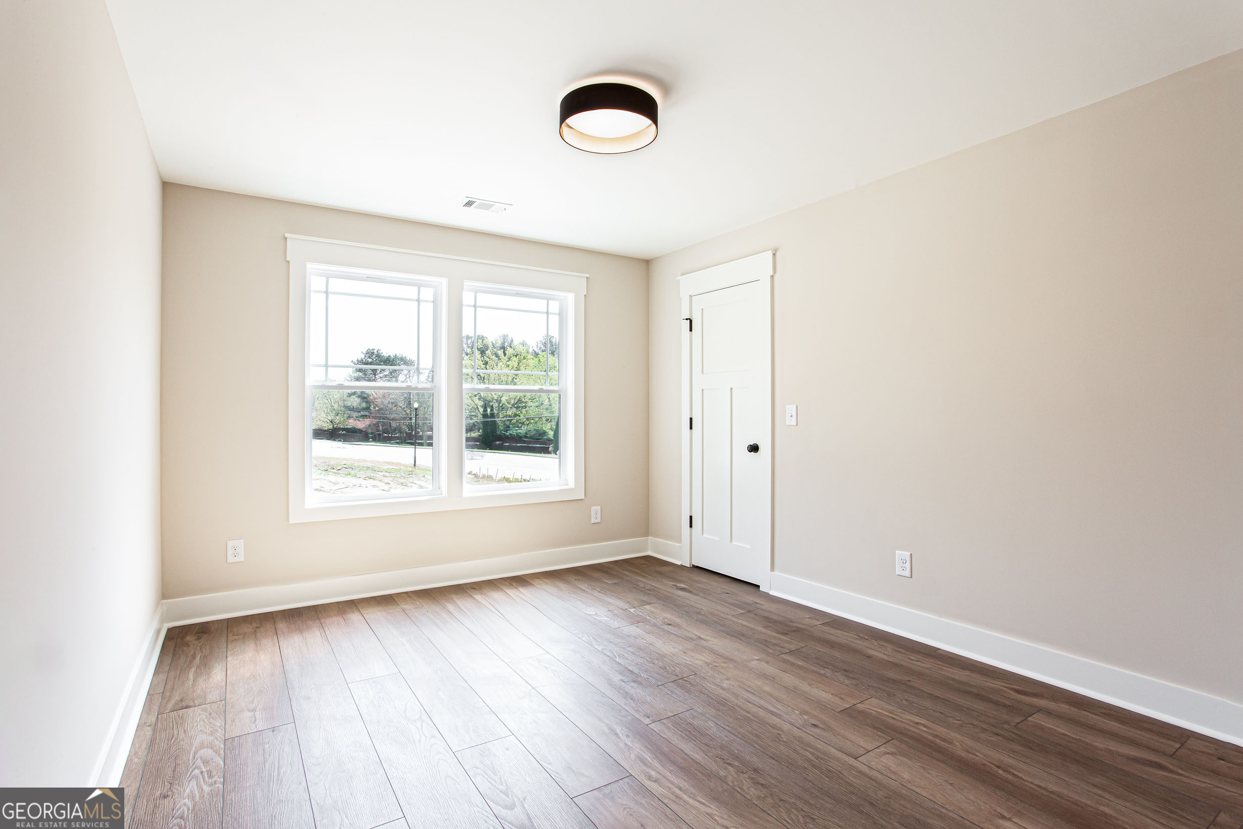 2044 Bennett Road Property Photo 46
