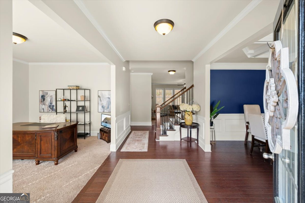 5472 Heatherbrooke Drive Nw Property Photo 4