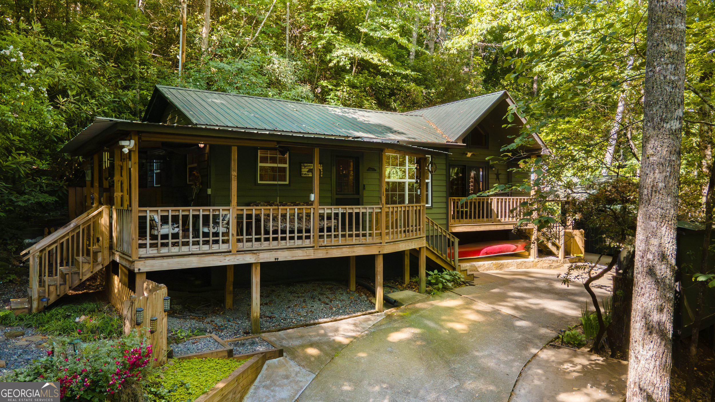 1180 Ruby Lake Drive Property Photo 1