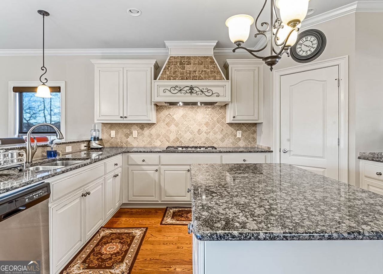 376 Masters Club Boulevard Property Photo 13