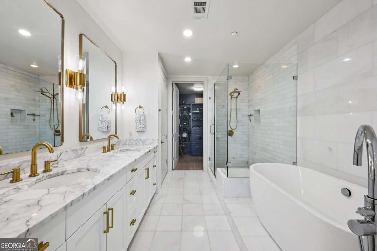 3630 Peachtree Road Ne # 2307 Property Photo 14