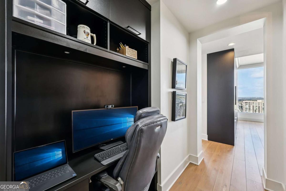 3630 Peachtree Road Ne # 2307 Property Photo 20