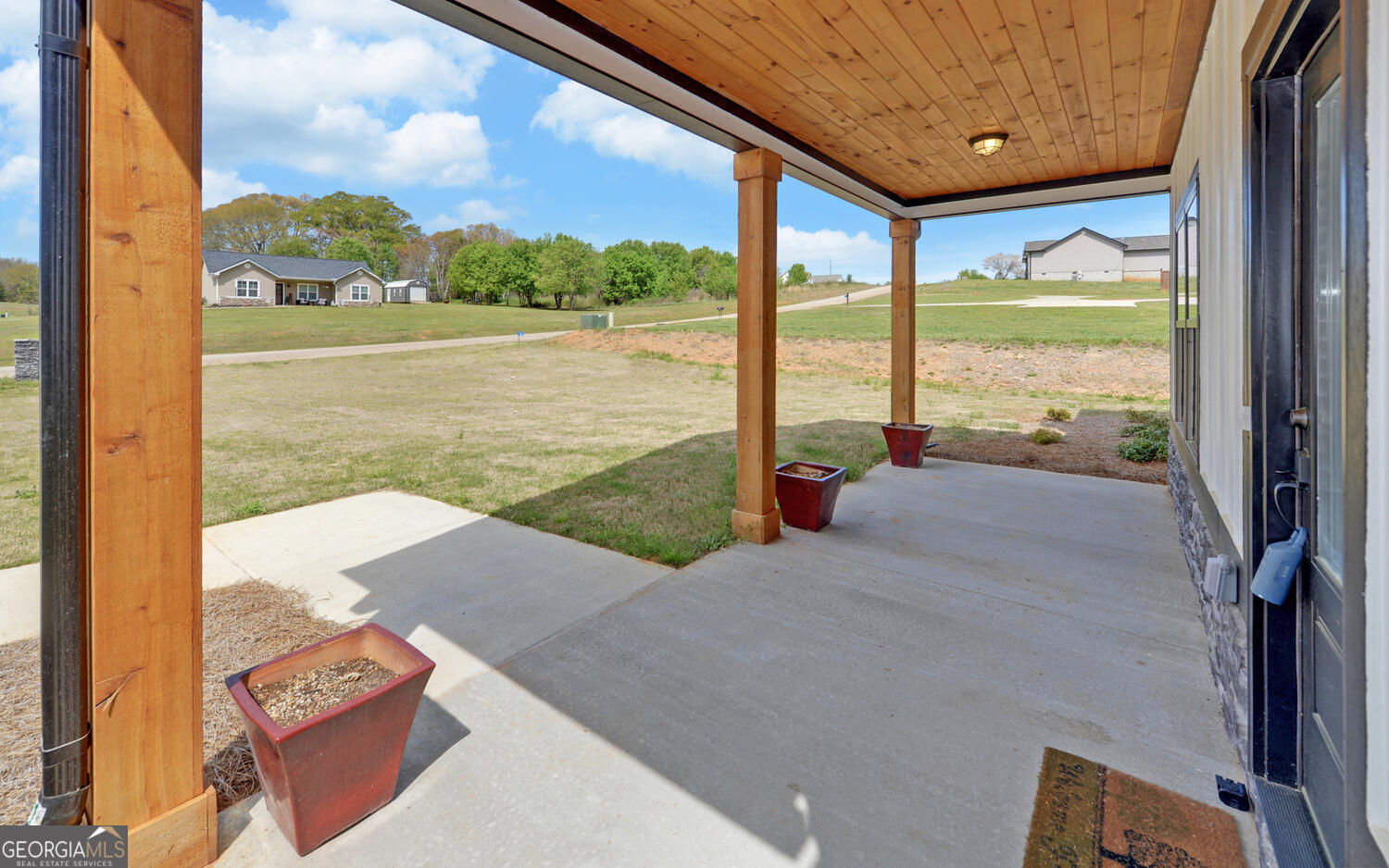 111 Topher Street Property Photo 4