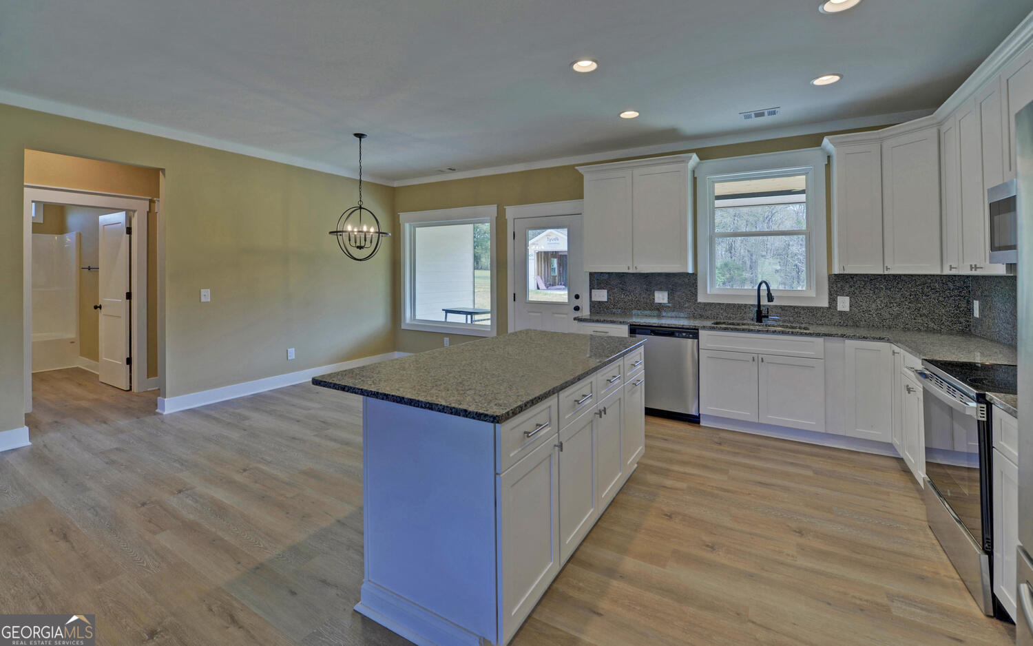 111 Topher Street Property Photo 12