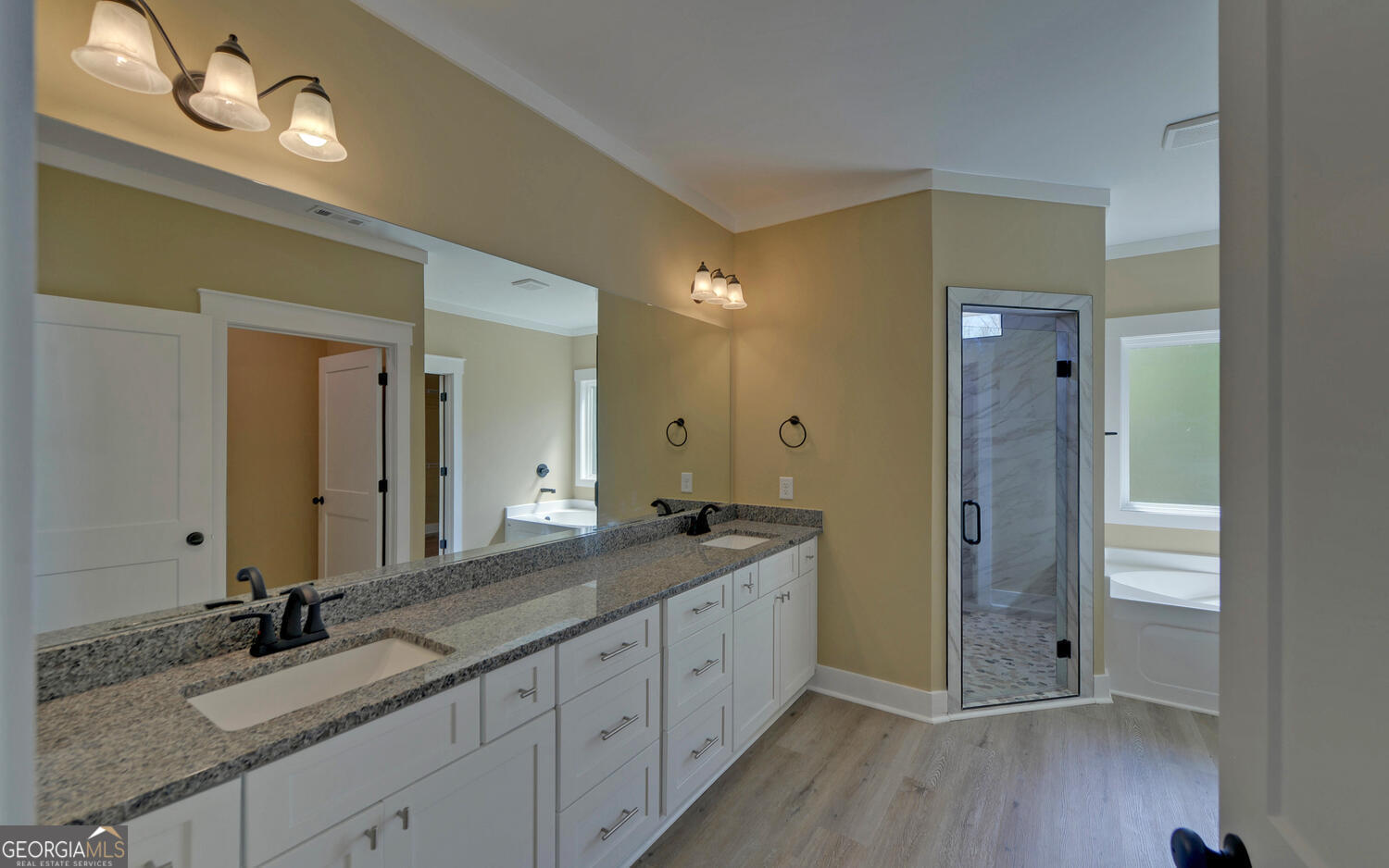 111 Topher Street Property Photo 18