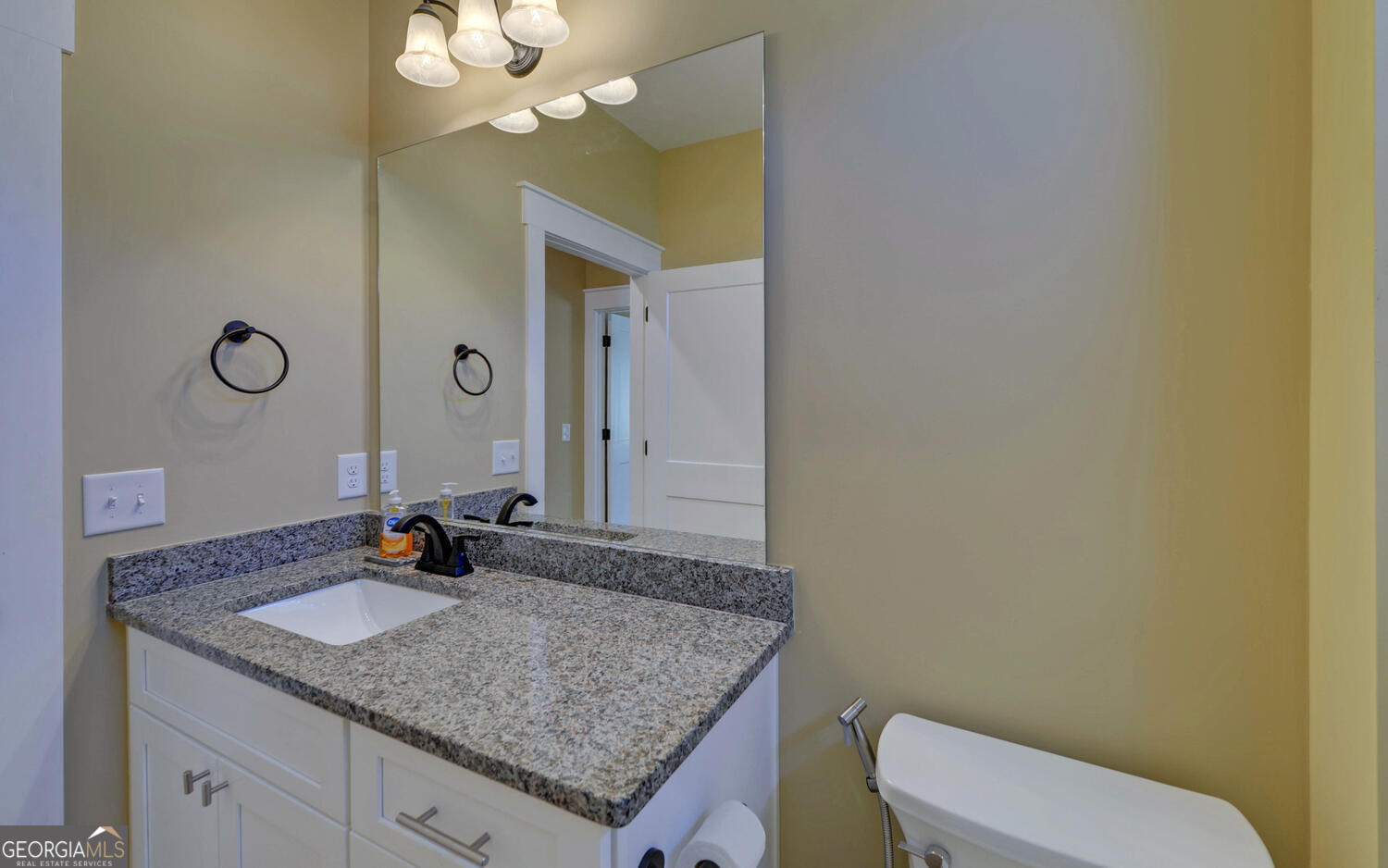 111 Topher Street Property Photo 25