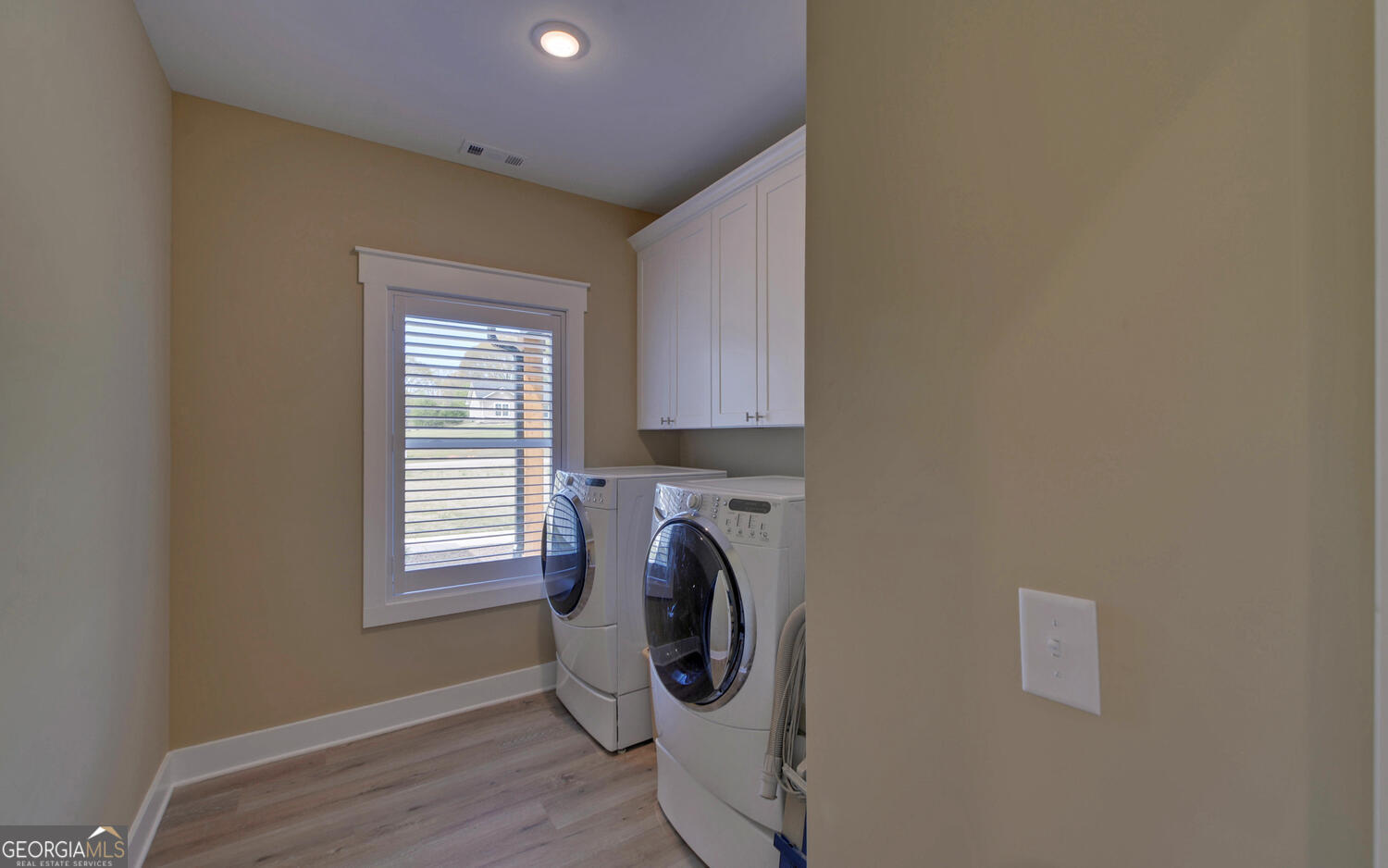 111 Topher Street Property Photo 30