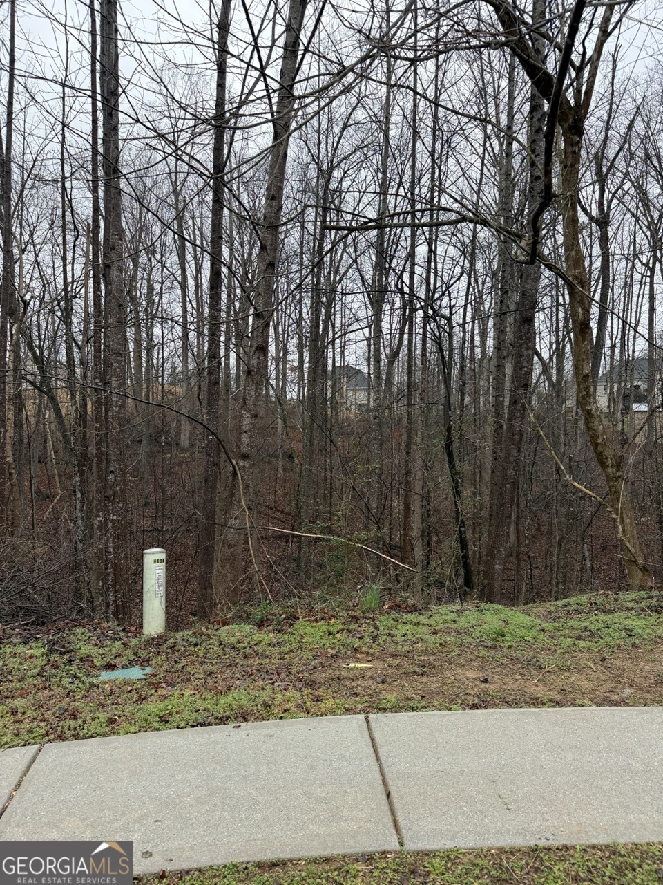 4638 Enfield Drive Property Photo 2
