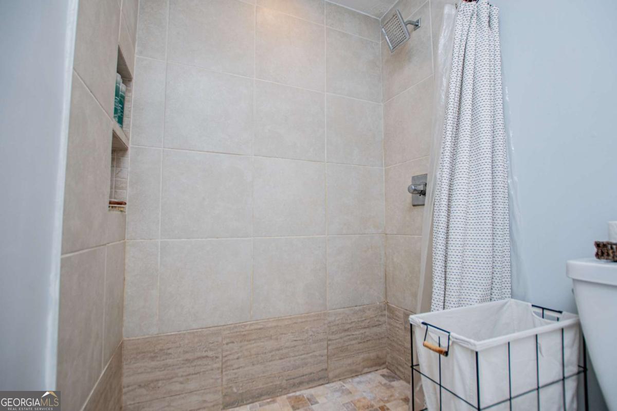 212 Hillcrest Road Property Photo 26