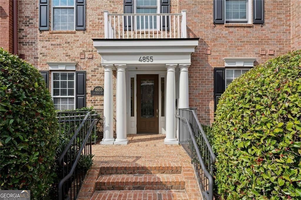 4855 Ivy Ridge Drive Se # 304 Property Photo 1
