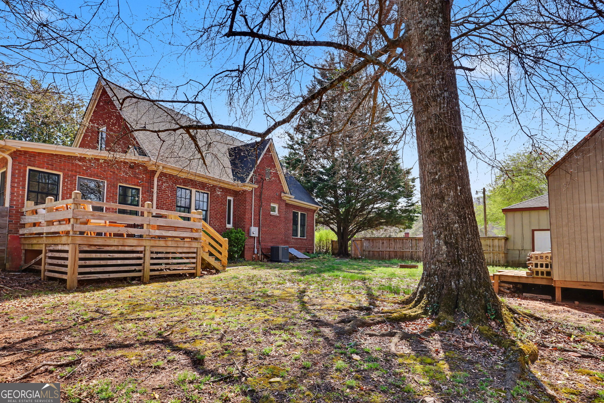 33 Maple Street Property Photo 60