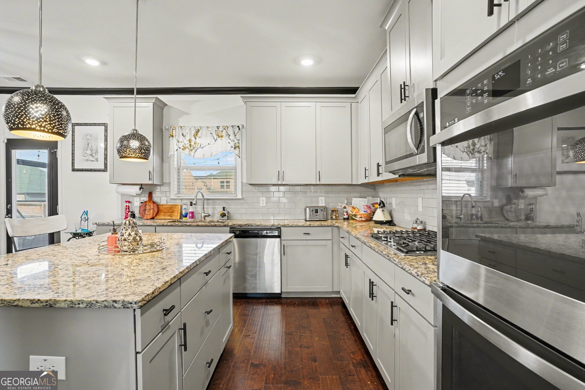 110 Canal Street Property Photo 5