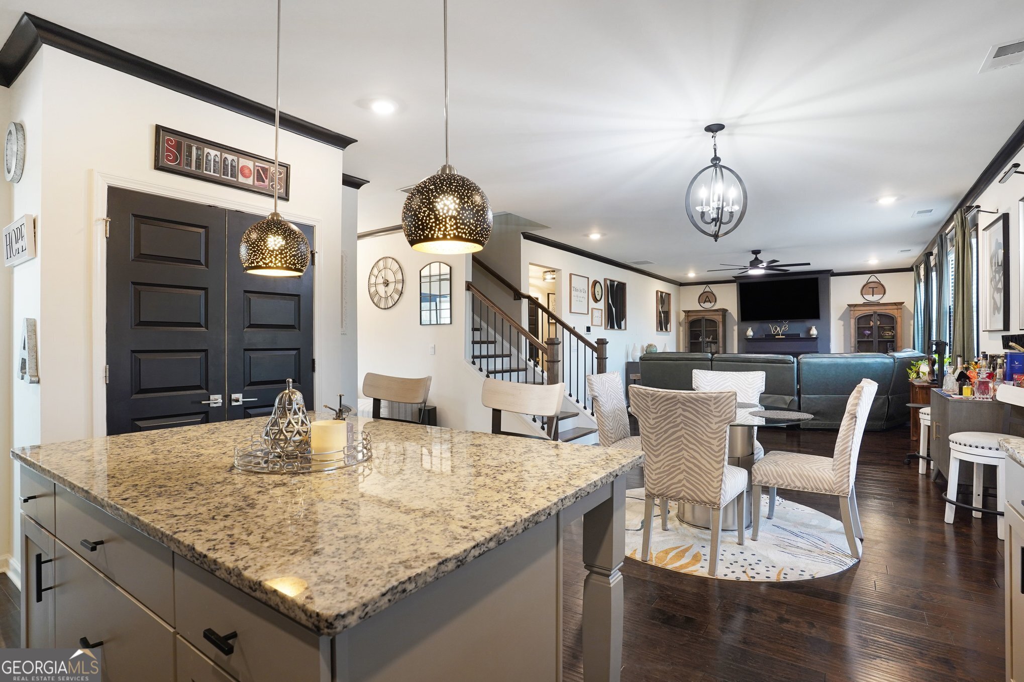 110 Canal Street Property Photo 11