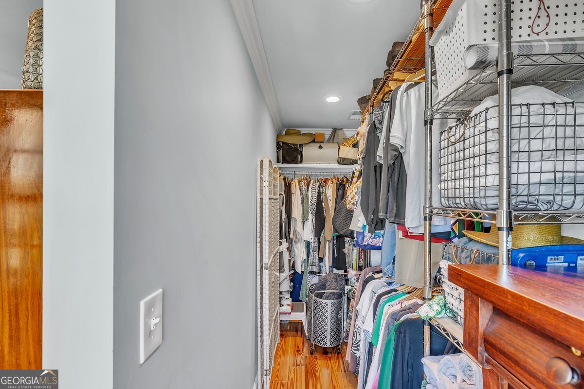 528 E Jones Street Property Photo 36
