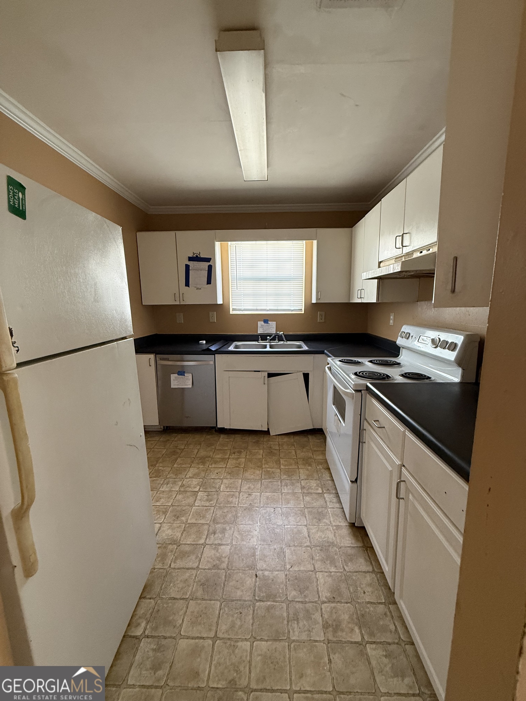 1750 Bob White Lane Se Property Photo 4