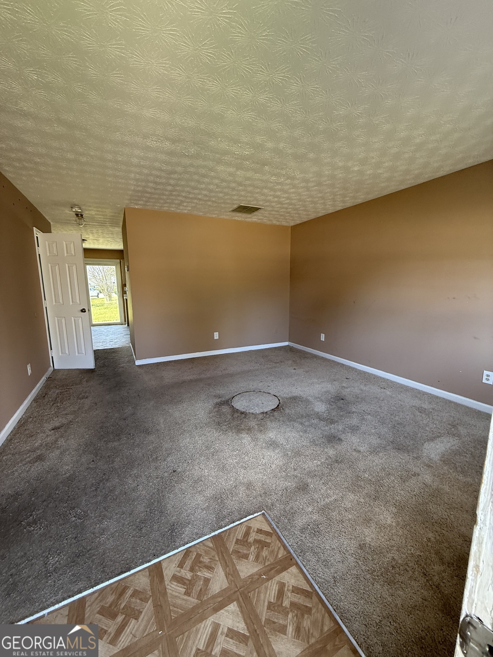 1750 Bob White Lane Se Property Photo 7
